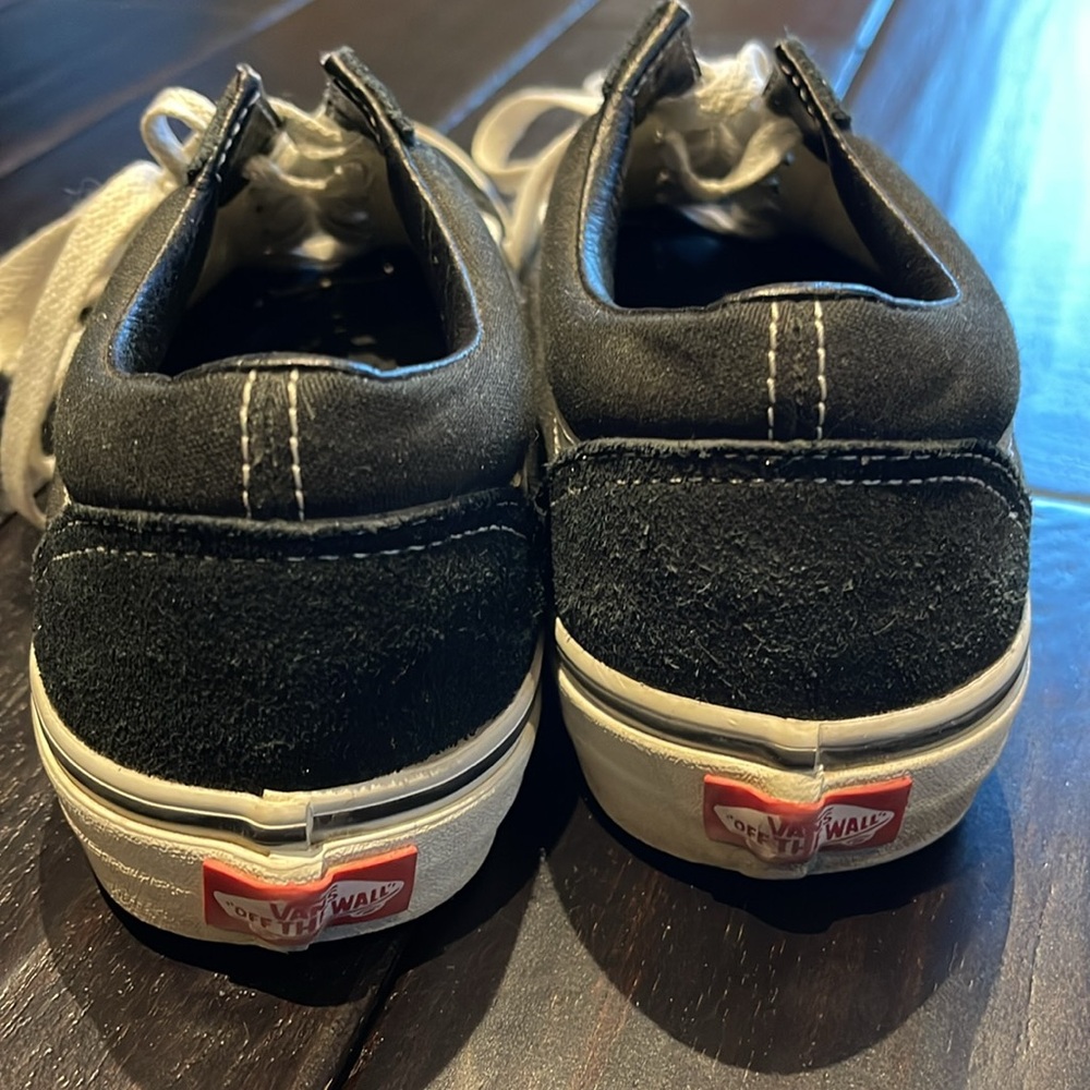 Vans Old Skool black and white sneakers - Picture 3 of 5